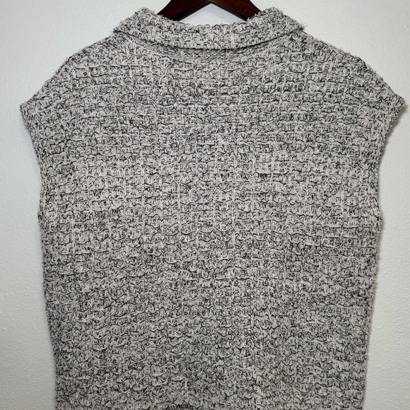 Zara sweater sleeveless button up cardigan size large - Picture 2 of 9